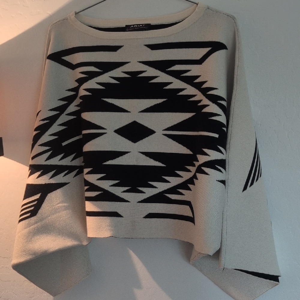 Zara Black and Cream Geometric Sweater